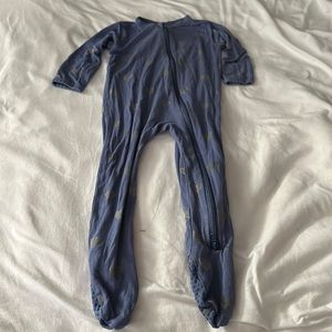 GUC Kyte — footie — blue/silver hearts